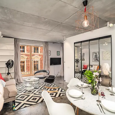 Apartment Old Town - 47m2, Location - By Rentujemy Krakow